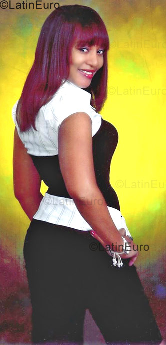 Date this sultry Colombia girl Claudia from  C8867