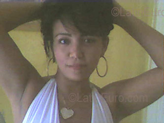 Date this sultry Colombia girl Yoelis from Valledupar C8885