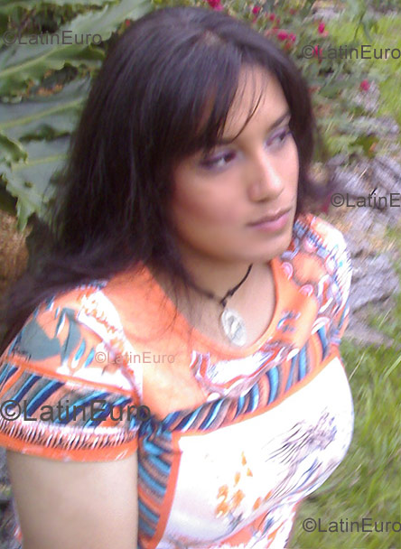Date this athletic Colombia girl Juliana from Medellin C8896