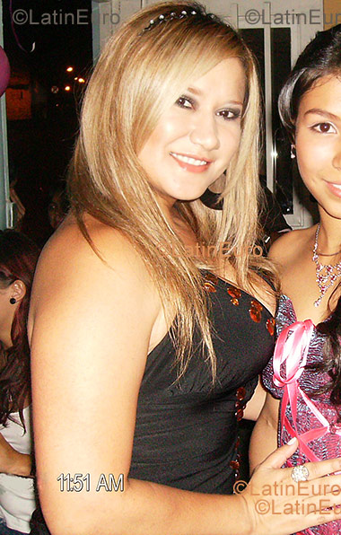 Date this hot Colombia girl Marinela from Pereira C8918