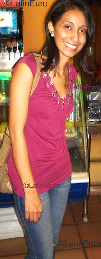 Date this delightful Colombia girl Lisbeth from Barranquilla C8940