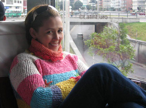 Date this athletic Colombia girl Sandra from Bogota C9093