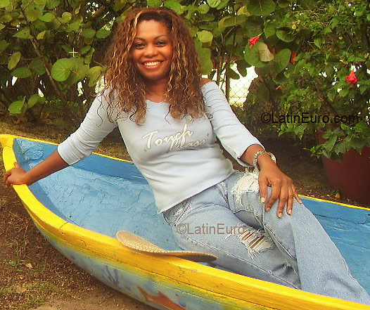 Date this good-looking Colombia girl Pastora from Cartagena C9165