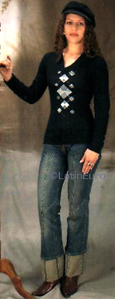 Date this hard body Colombia girl Mireya from  C9186