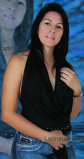 Date this lovely Colombia girl Sofia from Cali C9280