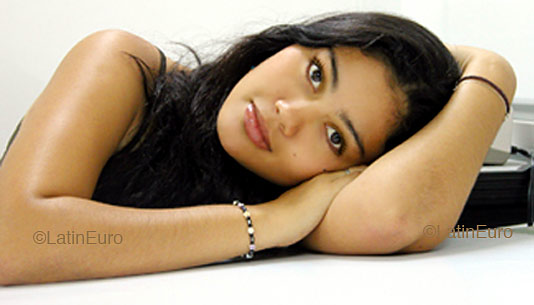 Date this delightful Colombia girl Suleidy from Cali C8062
