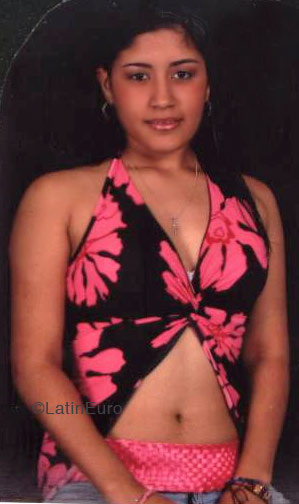 Date this sensual Colombia girl Tatiana from Cali C9365
