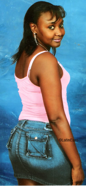 Date this georgeous Colombia girl Yenny from Cali C9392
