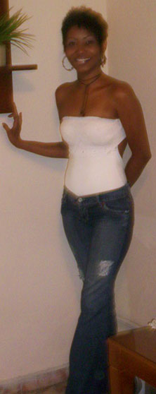 Date this gorgeous Colombia girl Liliana from  C9415