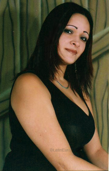 Date this fun Colombia girl Rocio from Bogota C9438