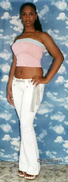 Date this gorgeous Colombia girl Glendy from Cali C9451
