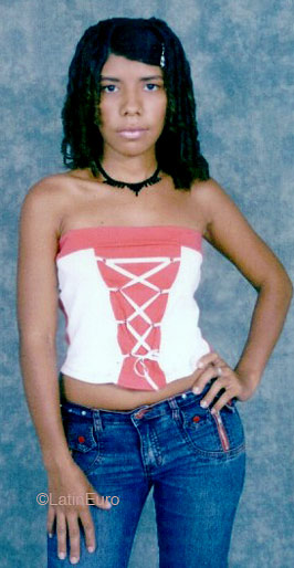 Date this sultry Colombia girl Thania from Cartagena C9474