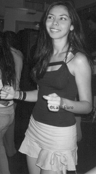 Date this funny Colombia girl Saray from  C9482