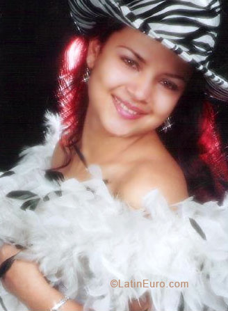Date this passionate Colombia girl Yuly from Cartago C9485