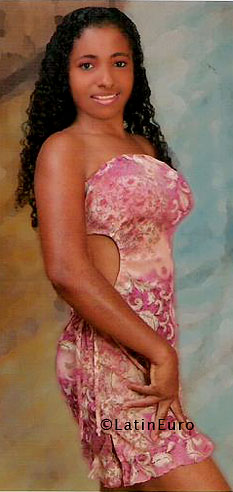 Date this stunning Colombia girl Francia from Cali C9531