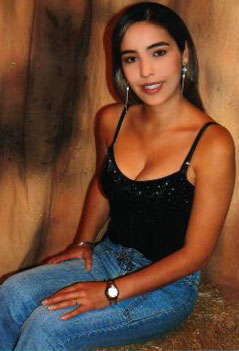 Date this good-looking Colombia girl Mayra from Bogota C9540