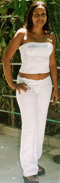 Date this stunning Colombia girl Rosa from Santa Marta C9557