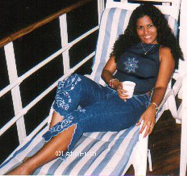 Date this athletic Colombia girl Pilar from Cartagena C9587