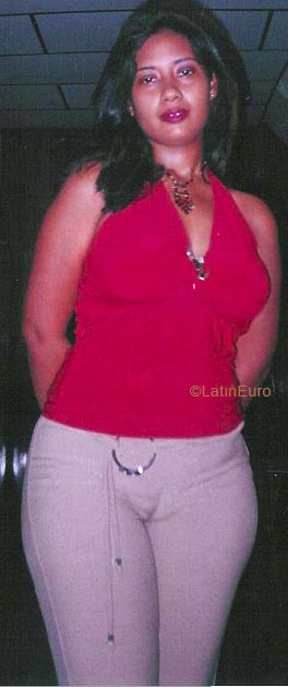 Date this lovely Colombia girl Yajaira from Barranquilla C9652