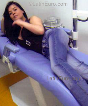 Date this delightful Colombia girl Luz from Bogota C9715