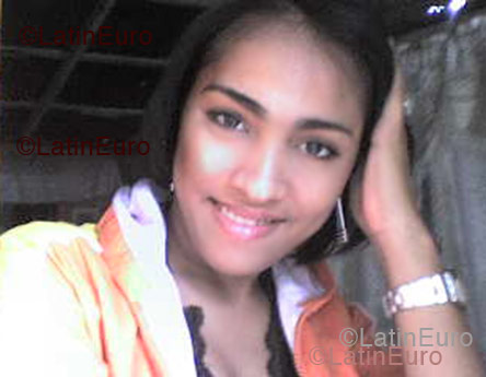 Date this young Dominican Republic girl Karen from San Critobal  N-101