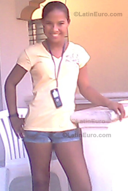 Date this delightful Dominican Republic girl Eridania from Puerto Plata N-1213