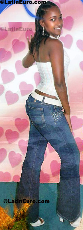 Date this fun Dominican Republic girl Aileen from Santo Domingo N-1307