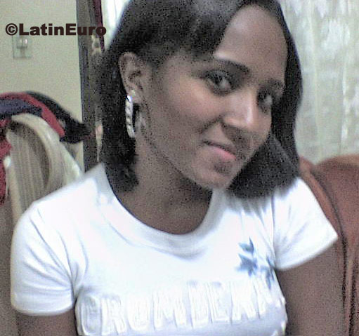 Date this hot Dominican Republic girl Yanna from Puerto Plata N-1316