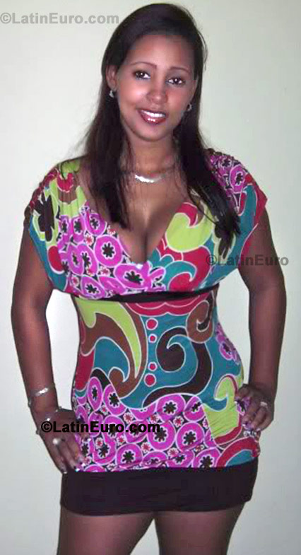 Date this young Dominican Republic girl Dianela- from Santo Domingo N-1507