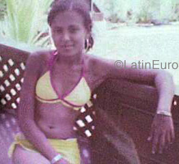 Date this beautiful Dominican Republic girl Any from Santiago N-154