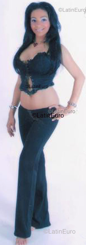 Date this delightful Dominican Republic girl Maireni from Santo Domingo N-157