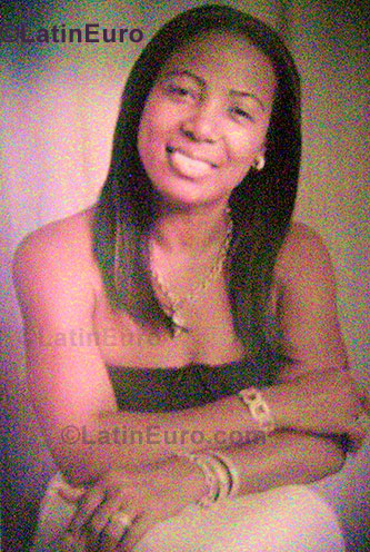 Date this sultry Dominican Republic girl Maribel from Santiago N-438