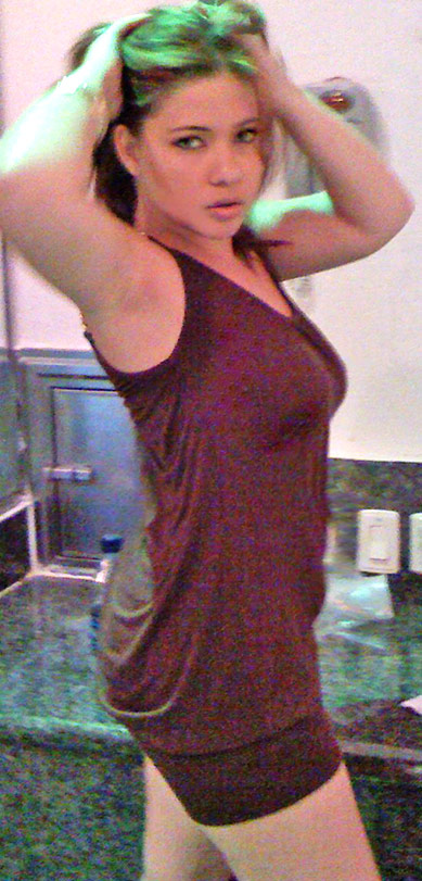Date this athletic Dominican Republic girl Anis from Santiago N-529