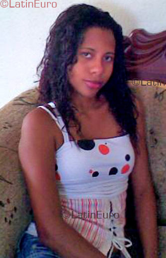 Date this hard body Dominican Republic girl Yamelky from Nagua N-58