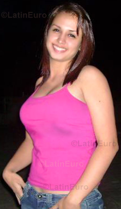 Date this good-looking Honduras girl Kimberly from  N-589