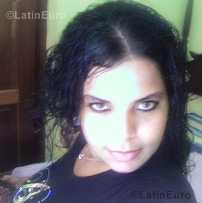Date this lovely Dominican Republic girl Stefany from Santiago N-710