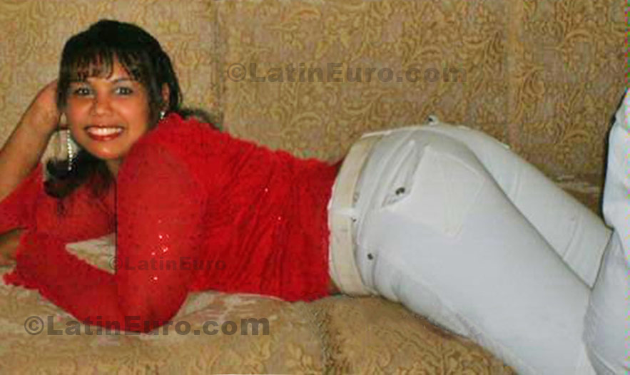 Date this lovely Dominican Republic girl Francia from Bonao N-903