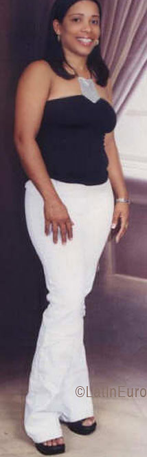 Date this hot Dominican Republic girl Yudelkis from  N1162