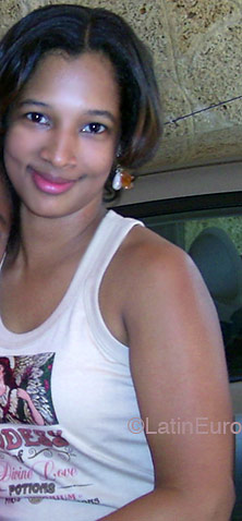 Date this sultry Dominican Republic girl Angela- from Santo Domingo N1273
