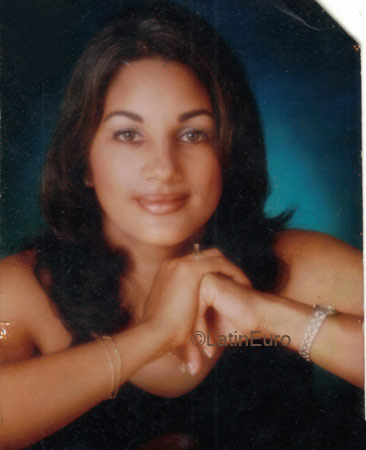 Date this passionate Dominican Republic girl Maria from Santo Domingo N1356