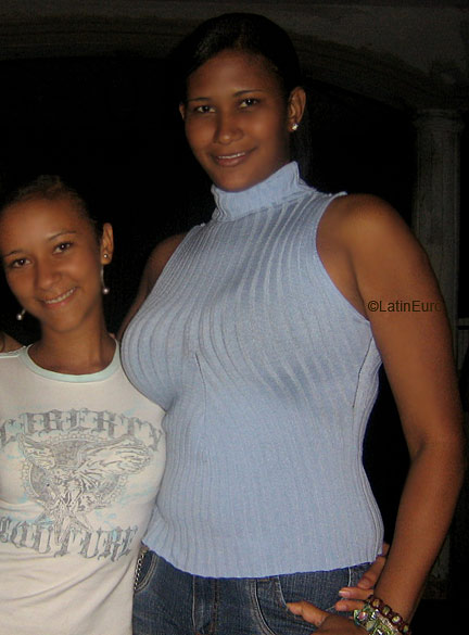 Date this beautiful Dominican Republic girl Yajaira from Bonao N1555
