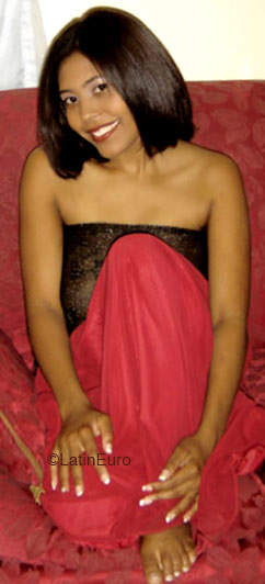 Date this attractive Dominican Republic girl Paulina from  N1561