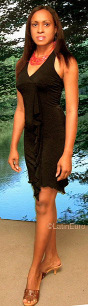 Date this nice looking Dominican Republic girl Ana from Cotui N1564