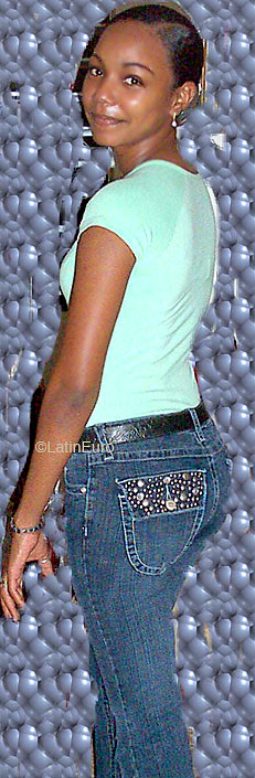 Date this georgeous Dominican Republic girl Damiana from Puerto Plata N1630