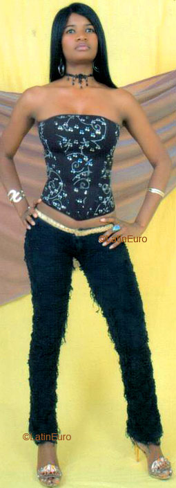 Date this young Dominican Republic girl Eunise from San Cristobal N1679