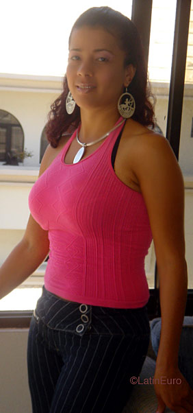 Date this lovely Dominican Republic girl Mildred from  N1693