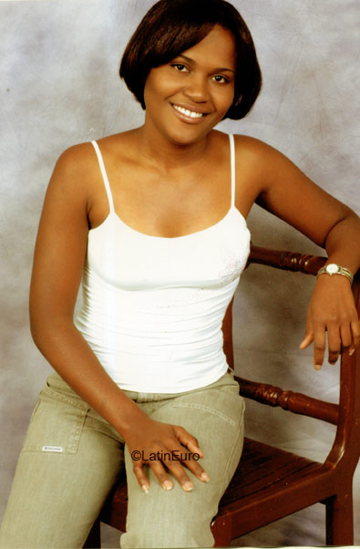 Date this gorgeous Dominican Republic girl Milagro from San Cristobal N1711