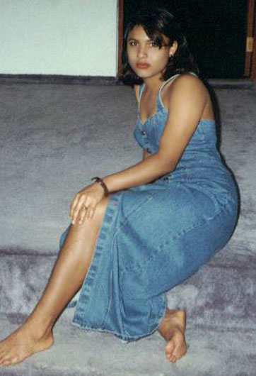 Date this sensual Dominican Republic girl Yesenia from Santiago N1984
