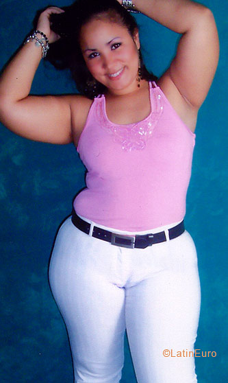 Date this tall Dominican Republic girl Yasmil from Santiago N2001