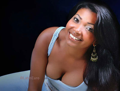 Date this good-looking Dominican Republic girl Paulina from Puerto Plata N2055